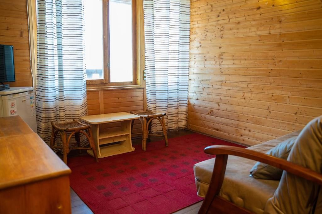 Отель Usadba Feniks Железный Порт